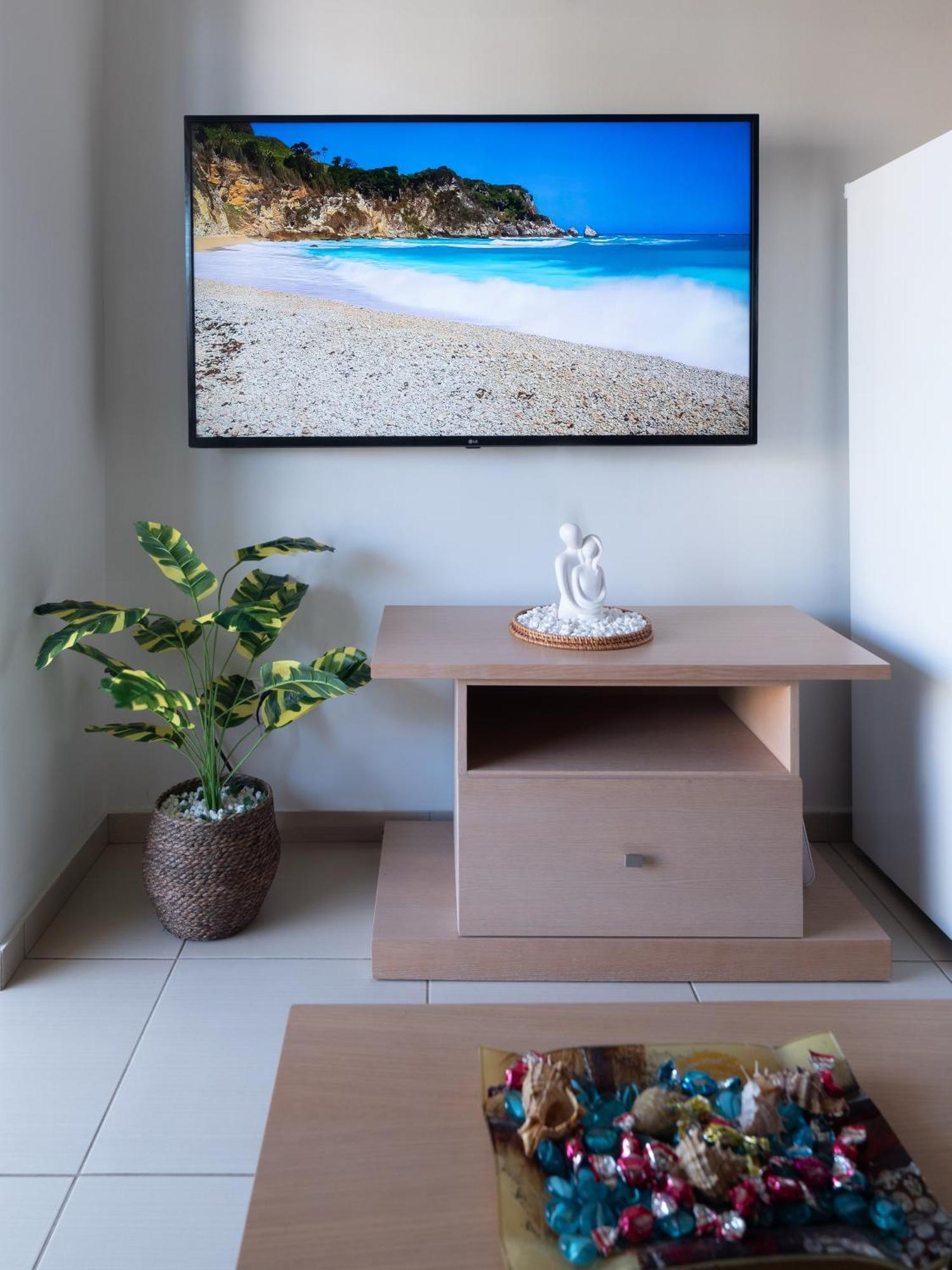 Onyx City Center Apartment With Parking Candia Esterno foto
